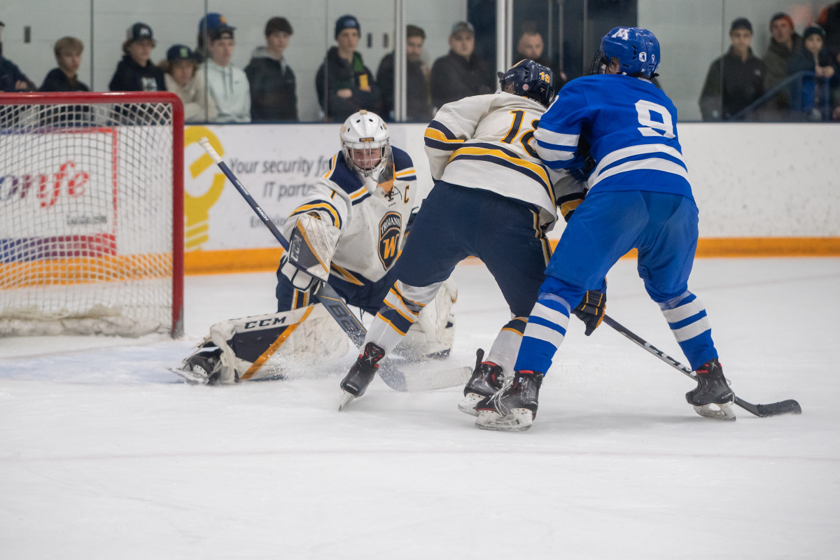 Minnetonka vs Wayzata Feb2-23 Earl Ebensteiner31